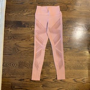 Alo Yoga "Epic Legging"